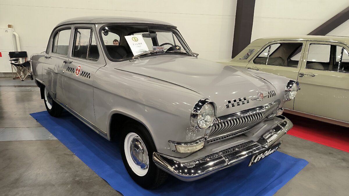 Выставка авто. - Ольга Выставка авто. - Ольга