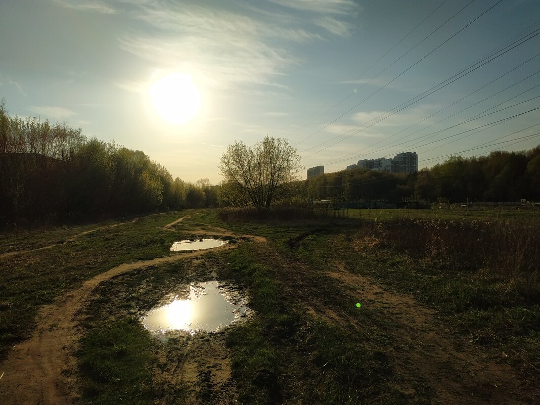Светлый понедельник. Тема с вариацией - Андрей Лукьянов Светлый понедельник. Тема с вариацией - Андрей Лукьянов