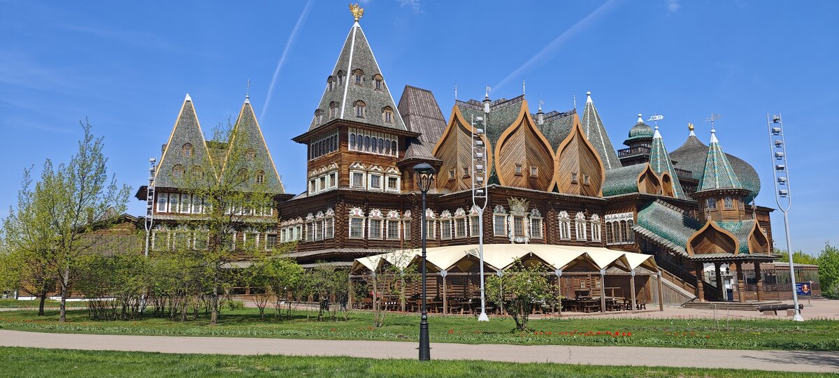 Дворец царя Алексея Михайловича в Коломенском - <<< Наташа >>> Дворец царя Алексея Михайловича в Коломенском - <<< Наташа >>>