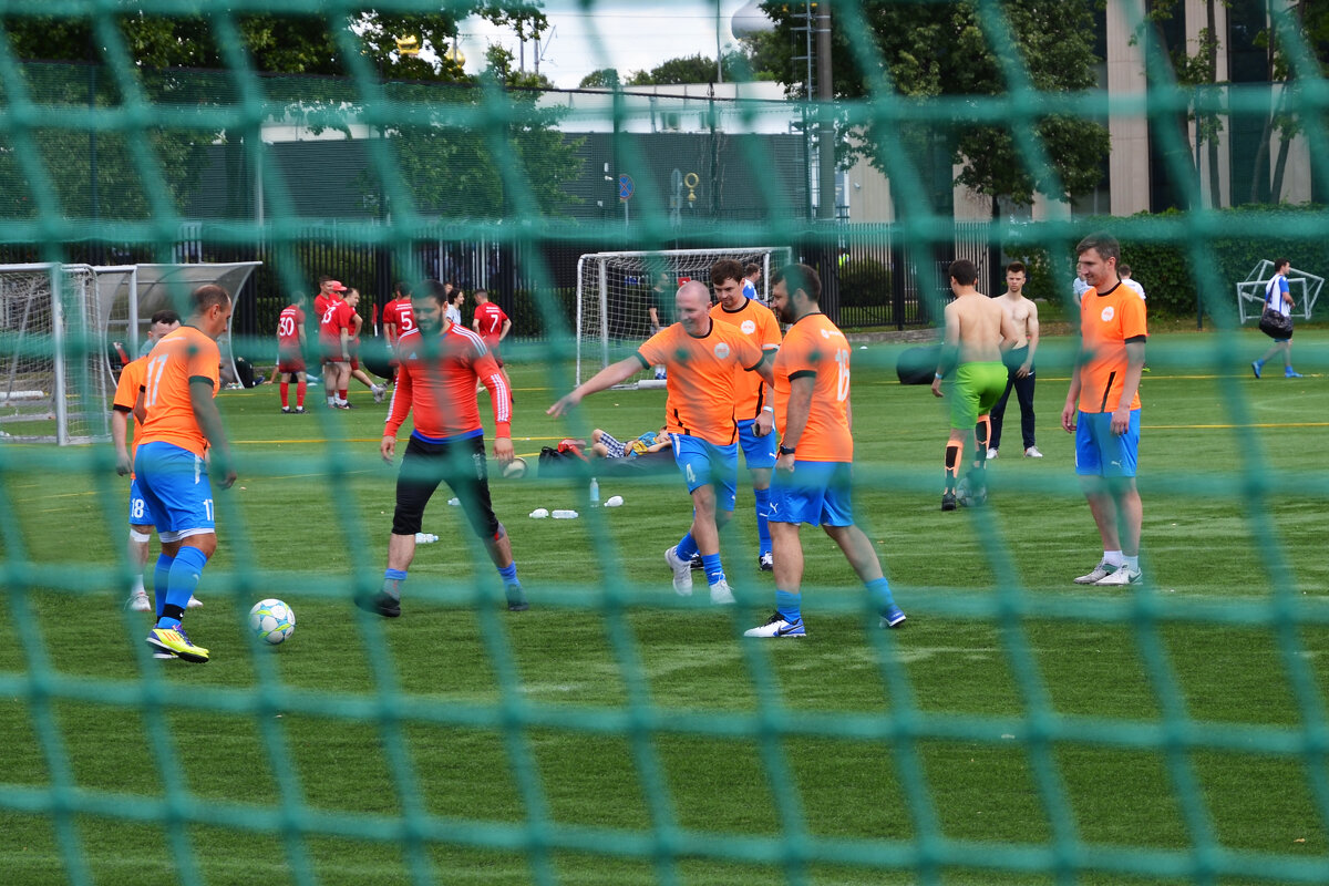 Игра. - Валерий Пославский