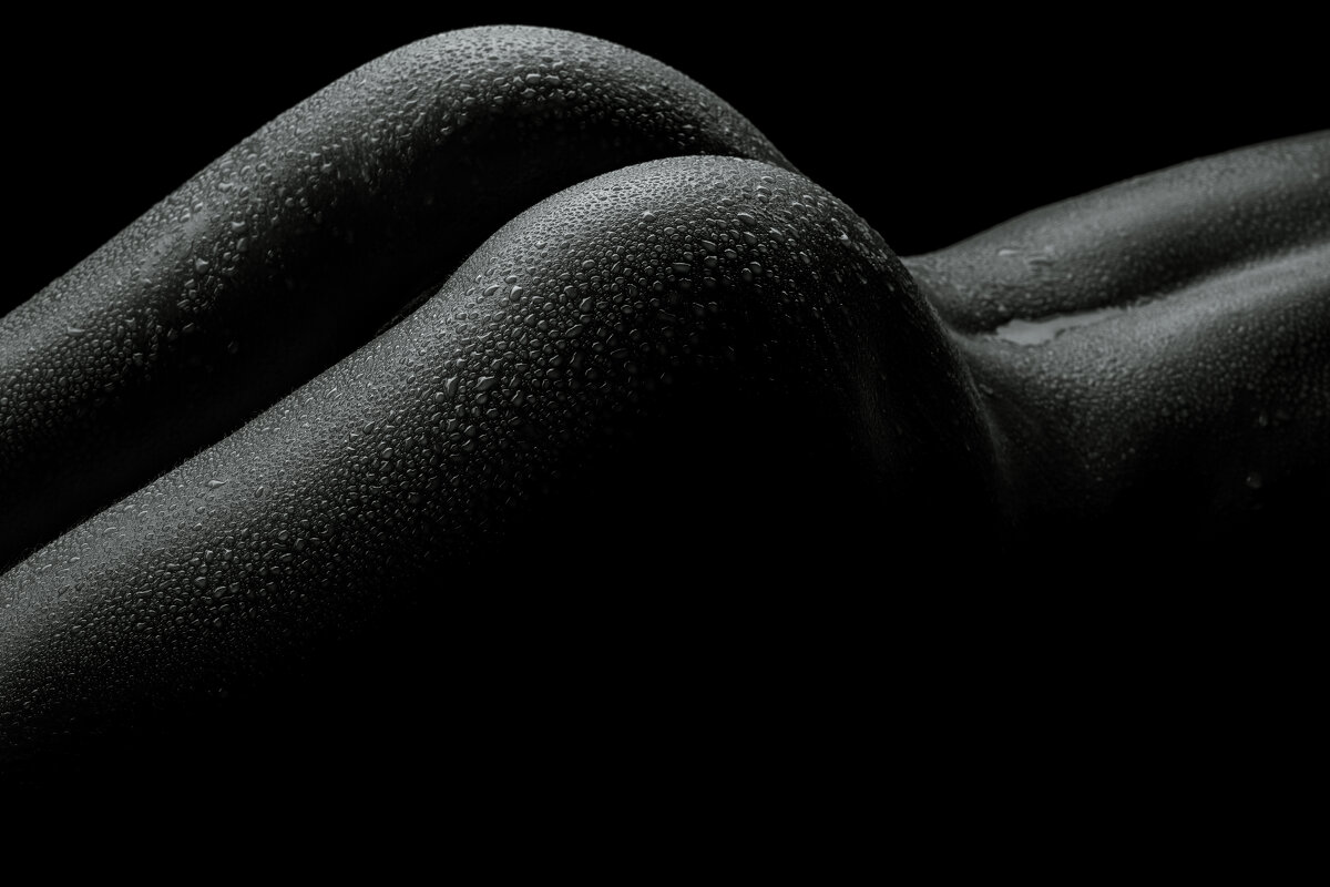 *** - Alexandr Khizhniak