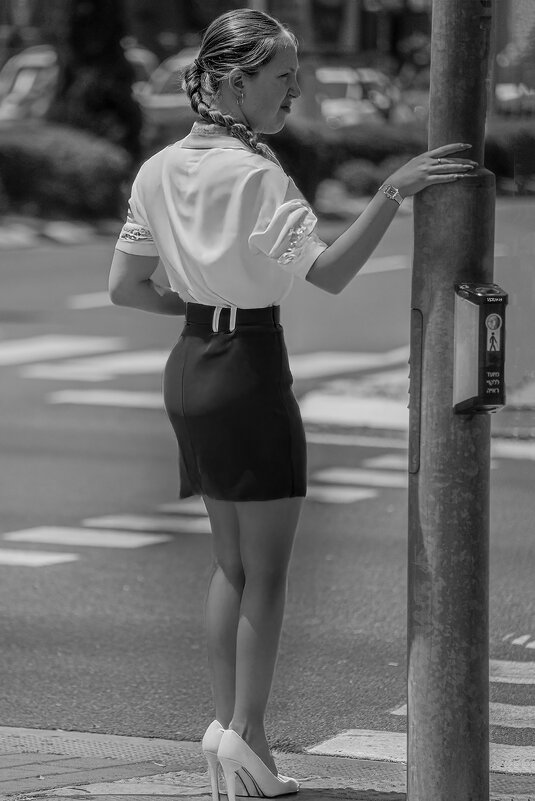 На переходе... - Shmual & Vika Retro