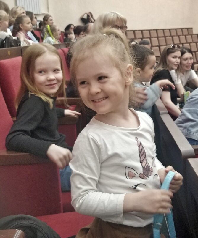 Театралы. - Андрей Хлопонин Театралы. - Андрей Хлопонин