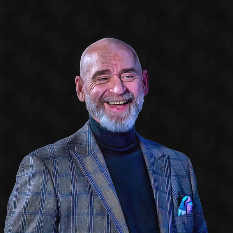 * - Александр Лисовский