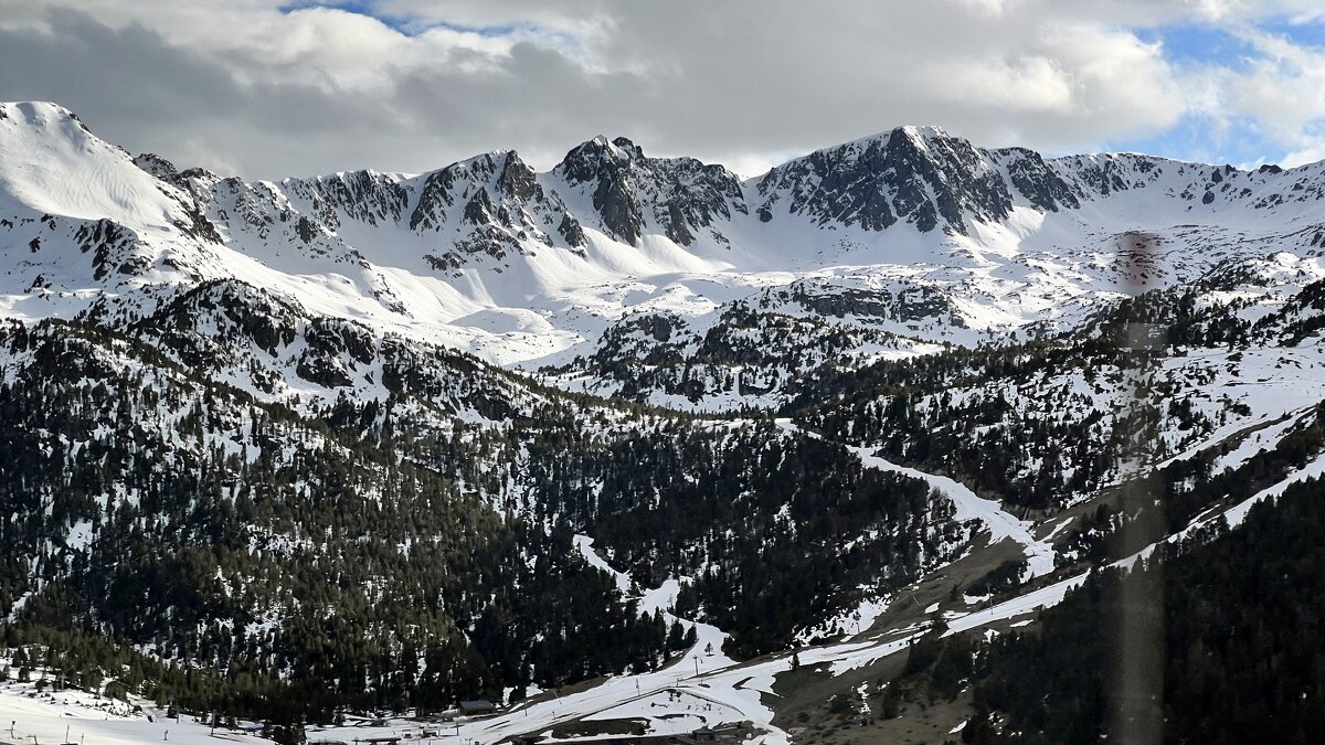 #andorra #busreisen #europa # - "The Natural World" Александер