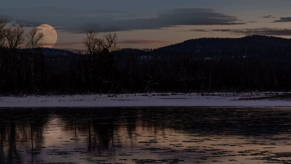 Осеннее полнолуние. - Евгений Голубев Осеннее полнолуние. - Евгений Голубев