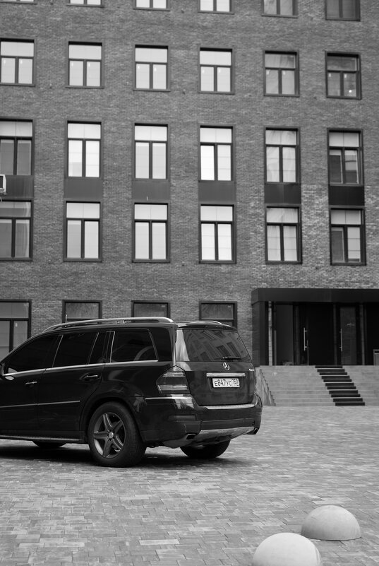 Строгий офис на проспекте - Referee (Дмитрий)