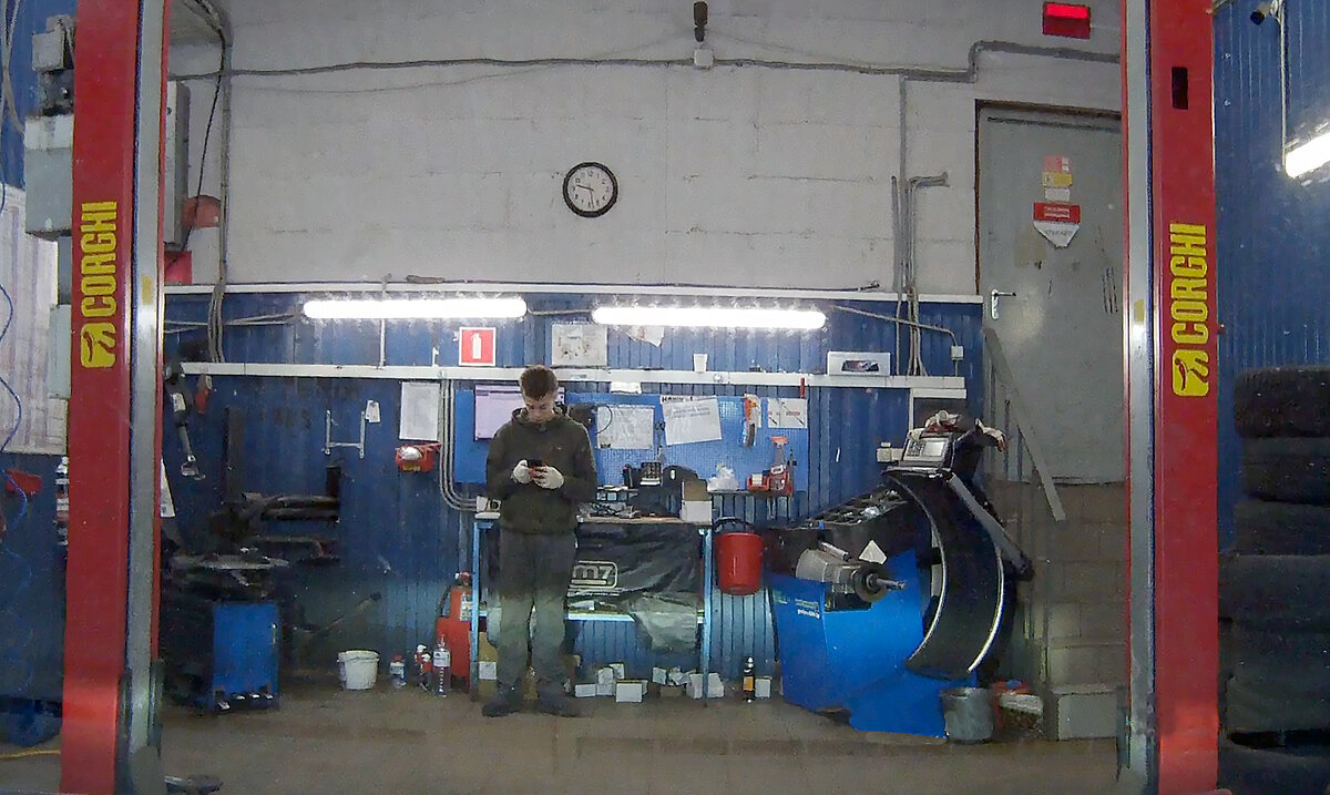 Шиномонтажка - Валерий Иванович Шиномонтажка - Валерий Иванович