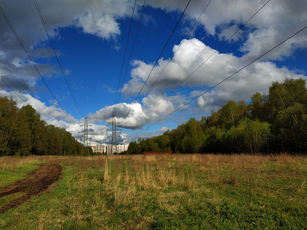 Провожая апрель - Андрей Лукьянов Провожая апрель - Андрей Лукьянов