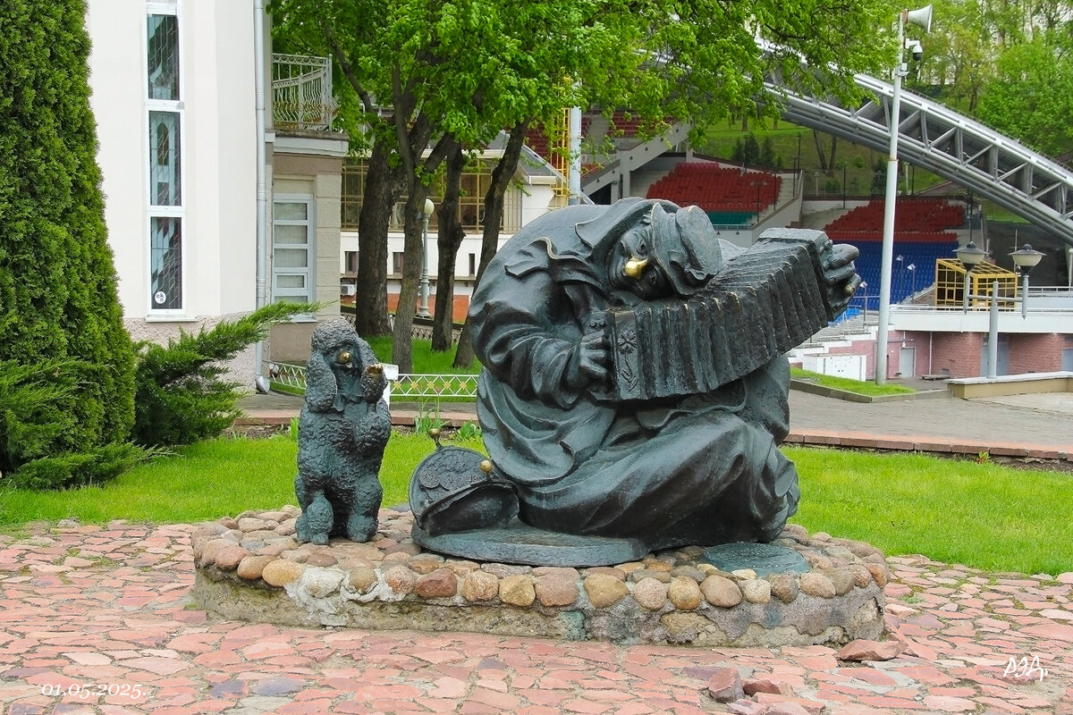 *** - Роланд Дубровский *** - Роланд Дубровский