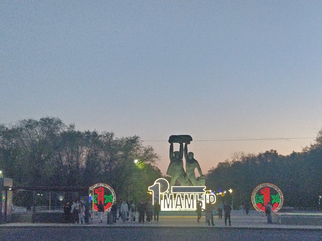 Вечерело - Андрей Хлопонин Вечерело - Андрей Хлопонин