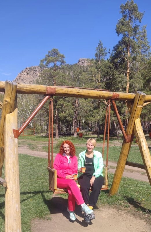 На качелях - Георгиевич 