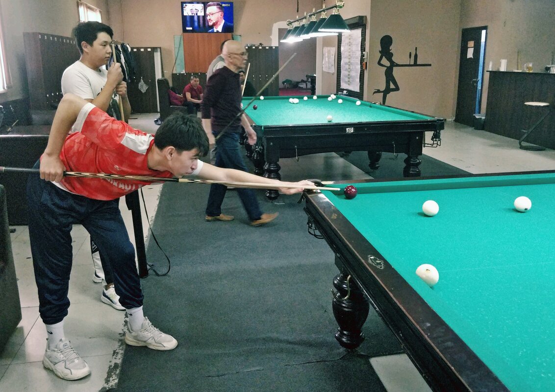 Играет молодежь - Андрей Хлопонин Играет молодежь - Андрей Хлопонин