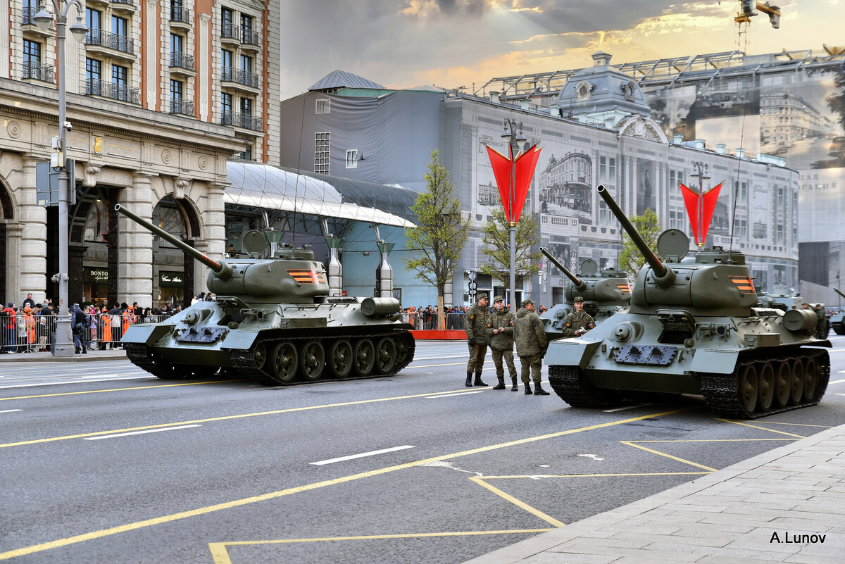 Т-34-85 - КРАСАВА! - Anatoly Lunov Т-34-85 - КРАСАВА! - Anatoly Lunov