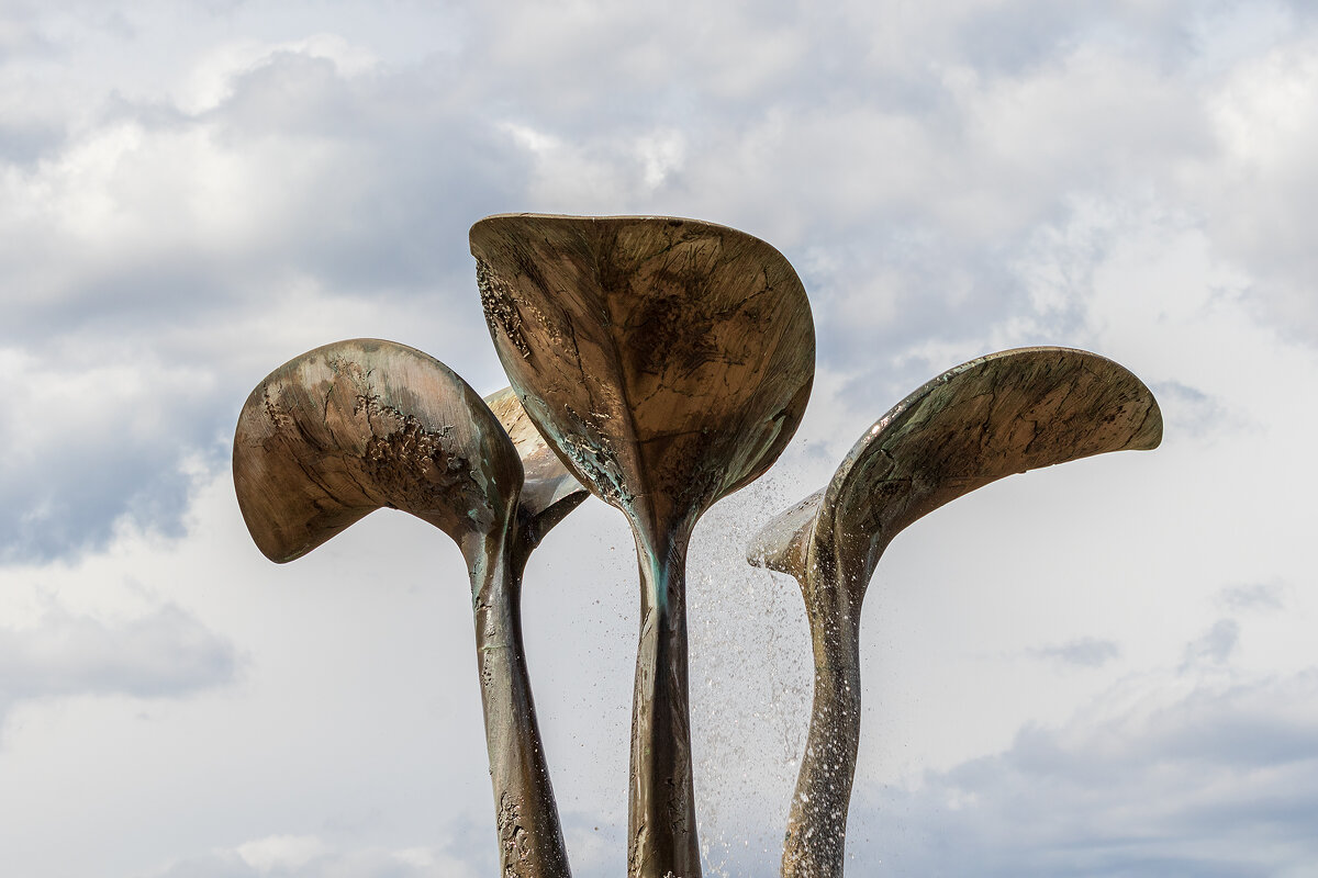 Три листочка. - Анатолий. Chesnavik. Три листочка. - Анатолий. Chesnavik.