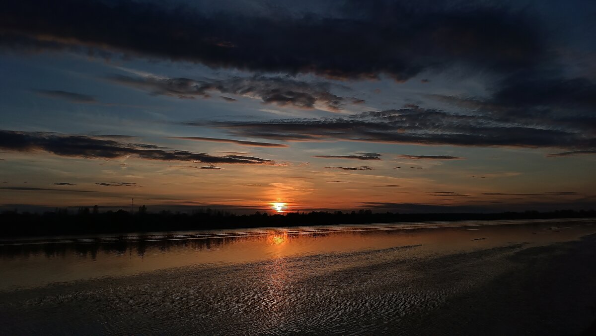 Вечерний, Волхов - Андрей Вечерний, Волхов - Андрей