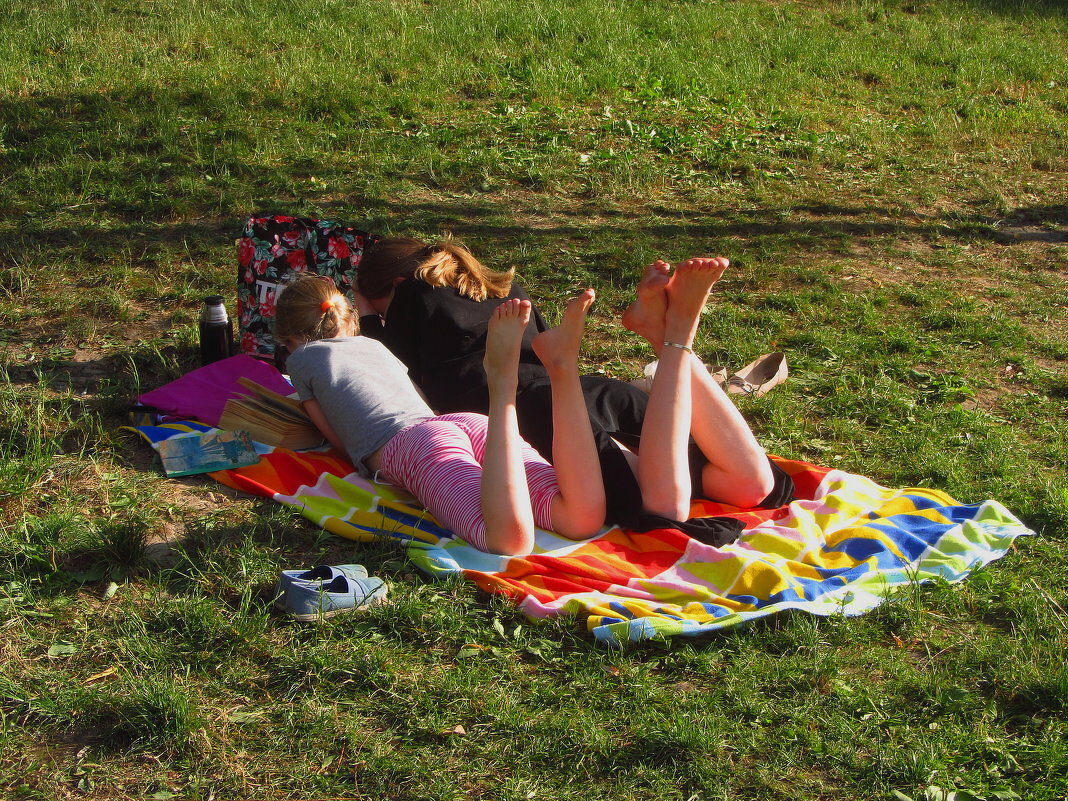 Ножки! - Андрей Лукьянов Ножки! - Андрей Лукьянов