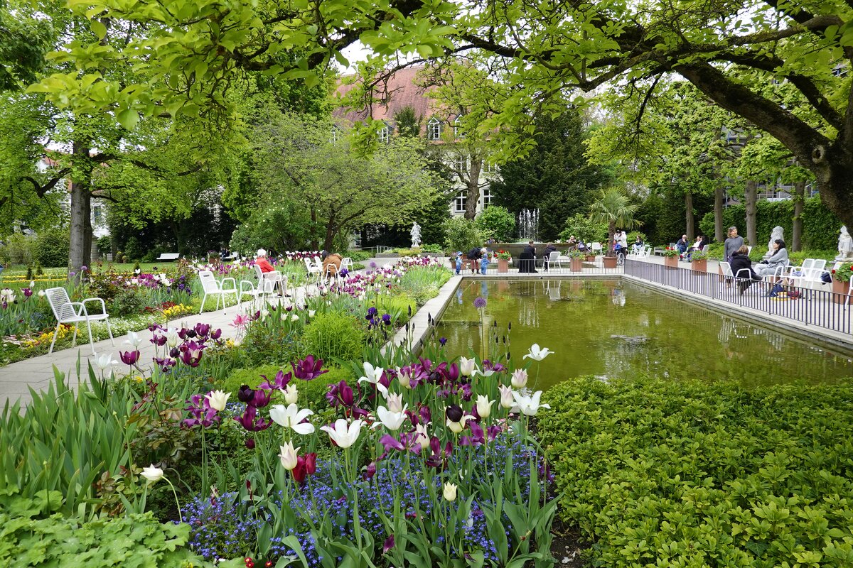 Уютный дворик... - Галина Уютный дворик... - Галина