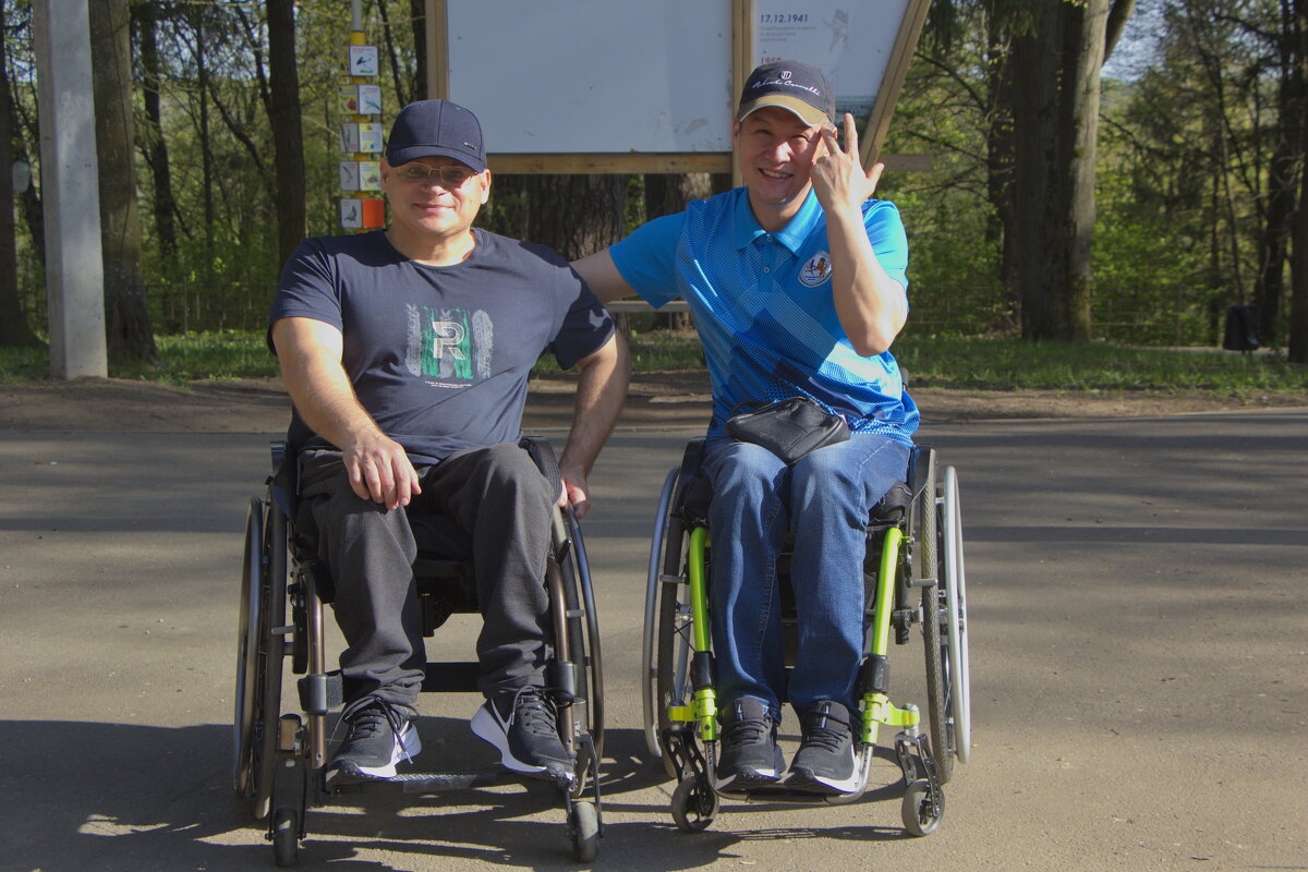 Теплый весенний день. - Анатолий Борисов