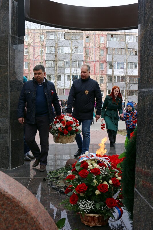 У вечного огня - Ольга 