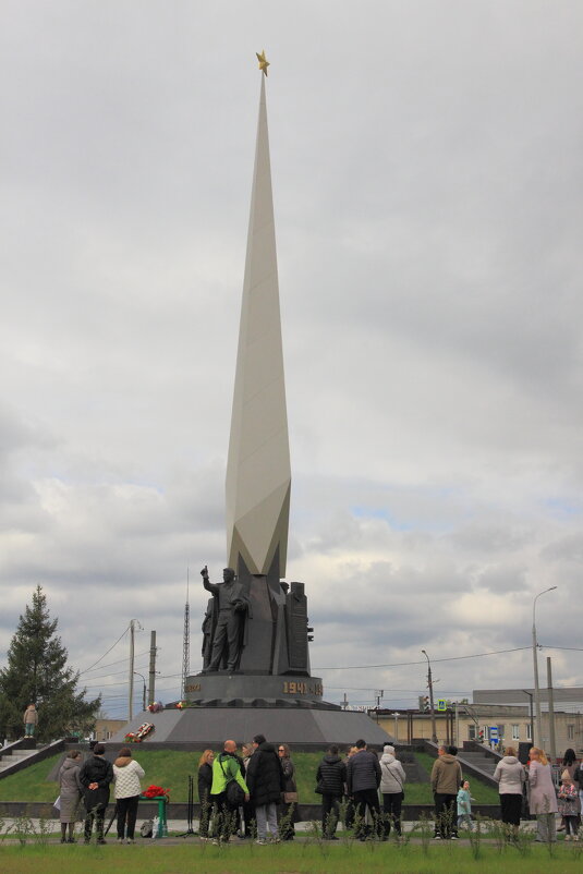 Труженикам тыла посвящается. - Евгений Корьевщиков Труженикам тыла посвящается. - Евгений Корьевщиков