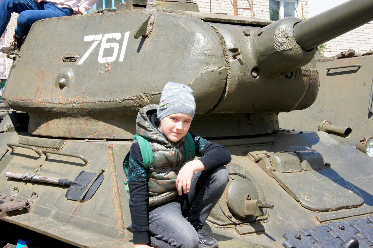 9 Мая .Тимофей и Т-34 - Александр Прокудин 9 Мая .Тимофей и Т-34 - Александр Прокудин