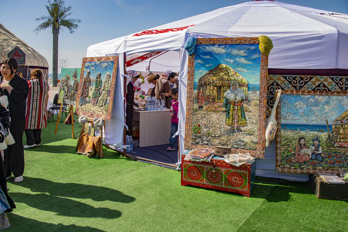 Шатёр - Анатолий Чикчирный