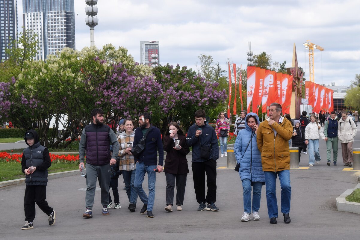 Погода для праздника не помеха. - Татьяна Помогалова Погода для праздника не помеха. - Татьяна Помогалова
