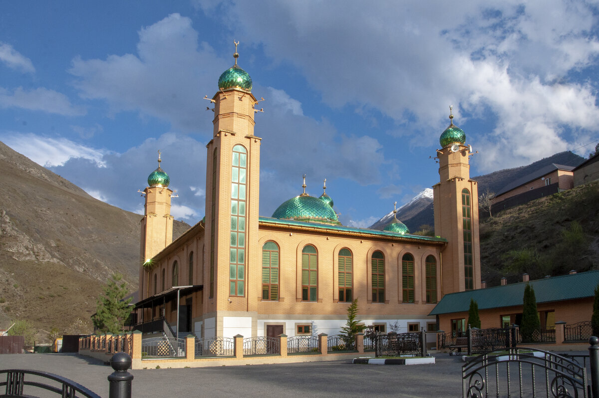 Ингушетия, Джейрахский район. Мечеть в ауле Ольгетти - Gen 