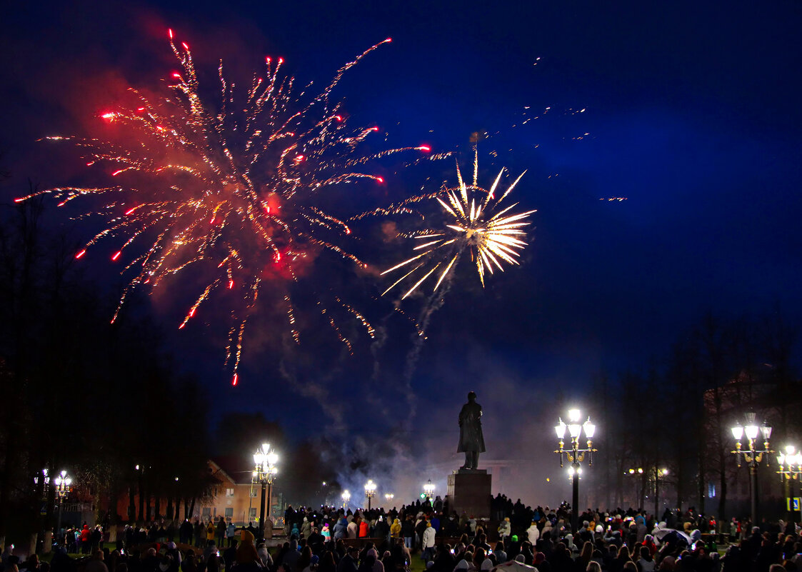 салют - Laryan1 салют - Laryan1