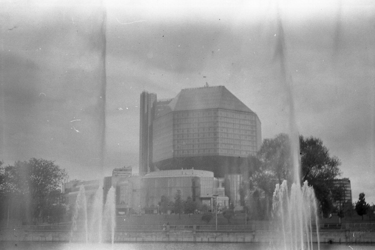 Библиотека - Игорь Бухало