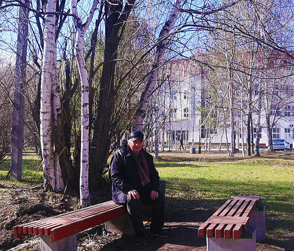 Май...Утром в сквере Победы! - Владимир 