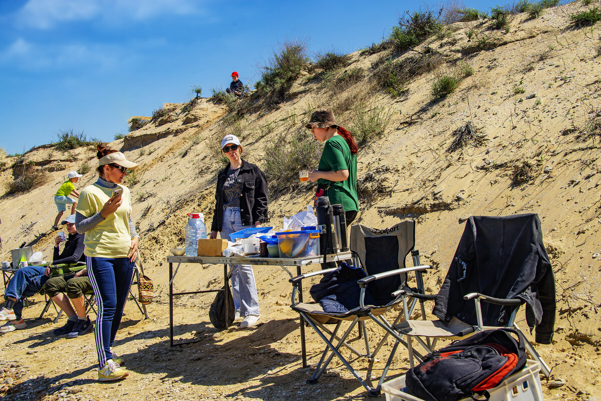 Привал - Анатолий Чикчирный