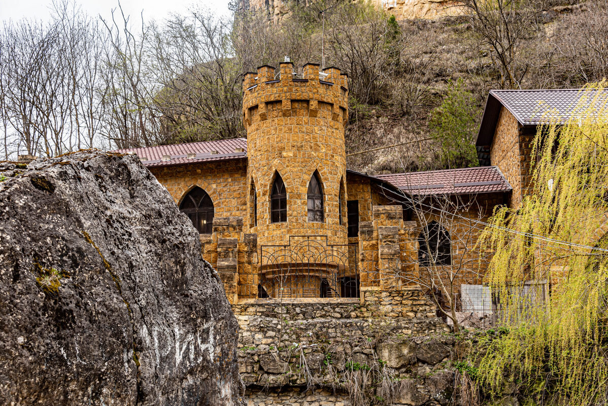 «Замок Коварства и Любви» - Дмитрий Лупандин «Замок Коварства и Любви» - Дмитрий Лупандин