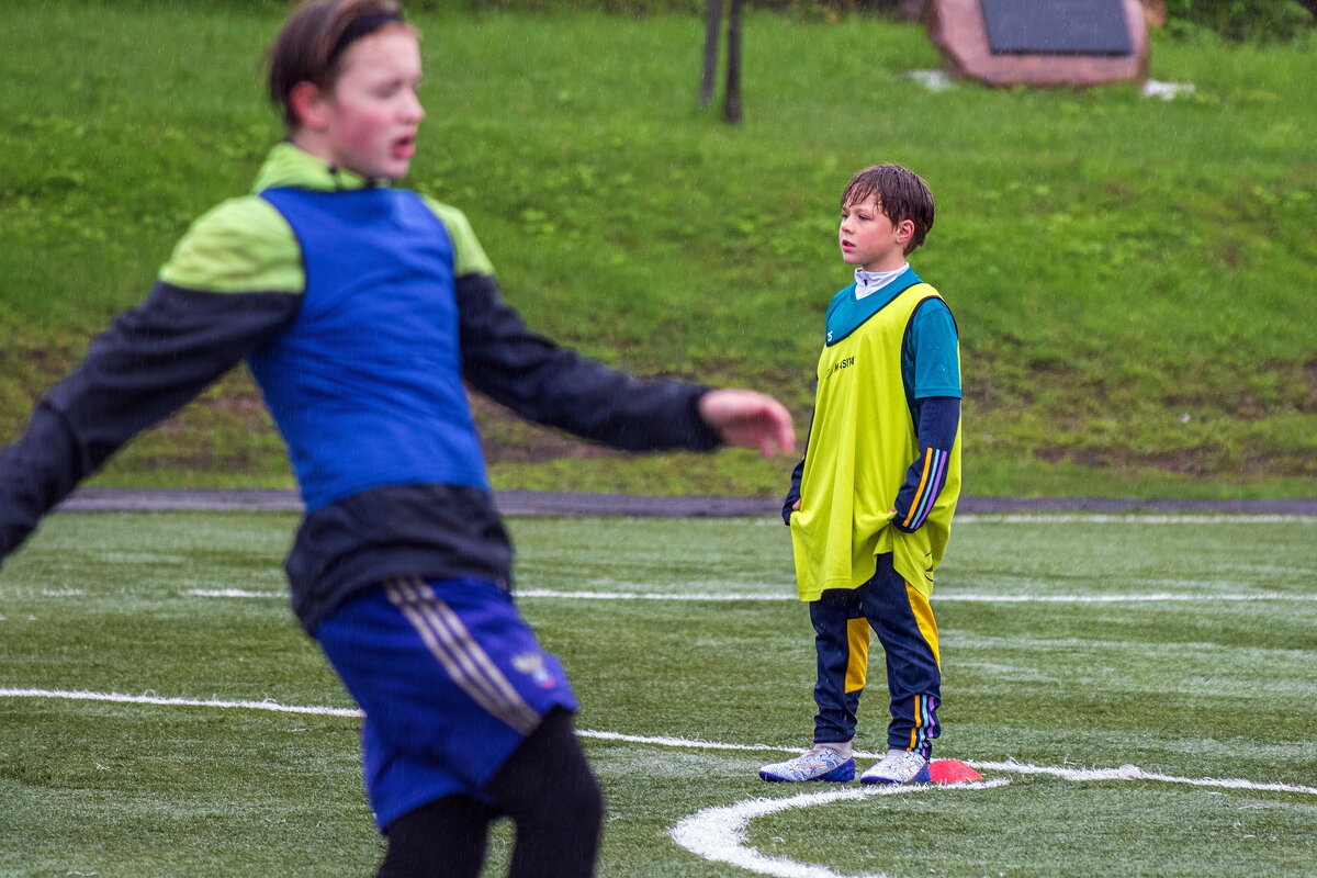 Центральный защитник. - Анатолий. Chesnavik. Центральный защитник. - Анатолий. Chesnavik.