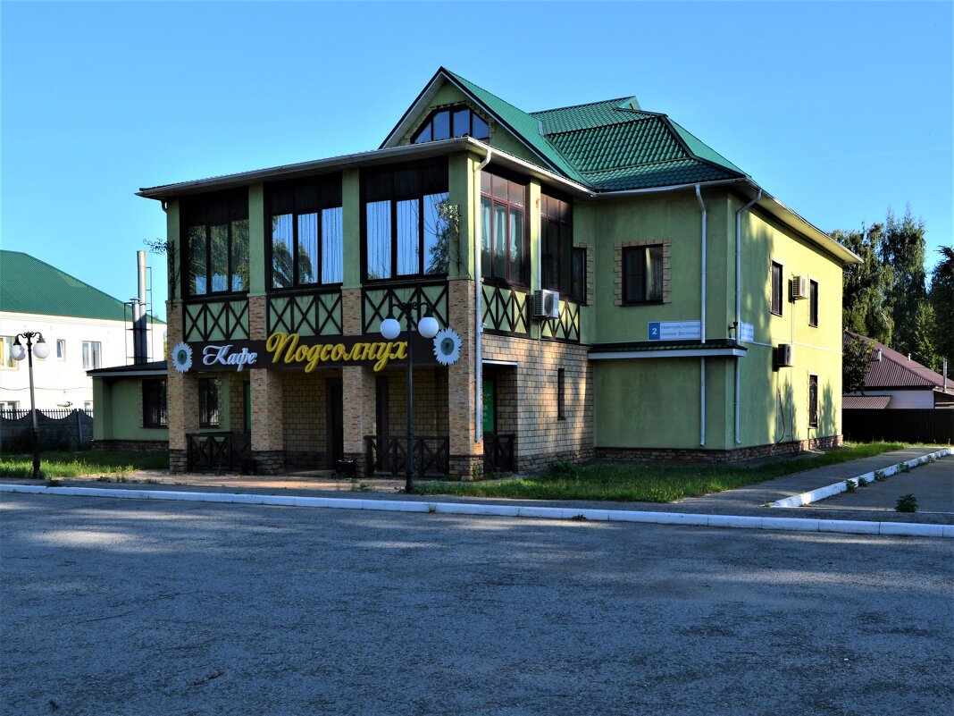 Чебоксары. Кафе "Подсолнух". - Пётр Чернега Чебоксары. Кафе "Подсолнух". - Пётр Чернега