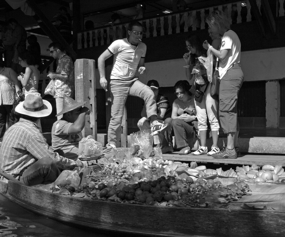 Плавучий рынок в Тайланде. - Борис Бутцев Плавучий рынок в Тайланде. - Борис Бутцев