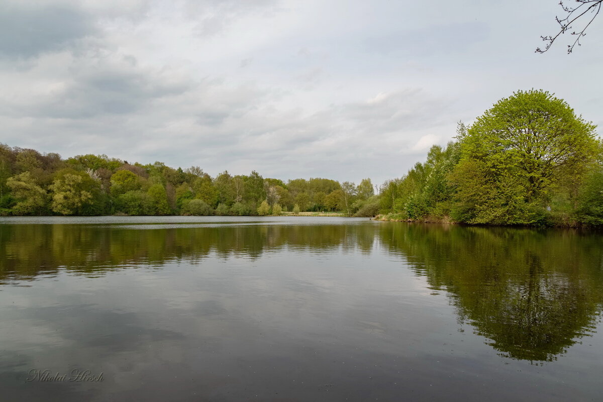 Просто озеро... - Николай Гирш Просто озеро... - Николай Гирш