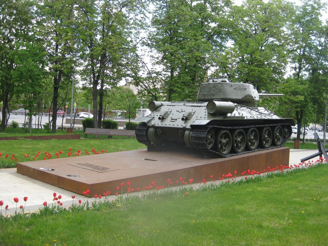 Танк Т-34 - Дмитрий Никитин