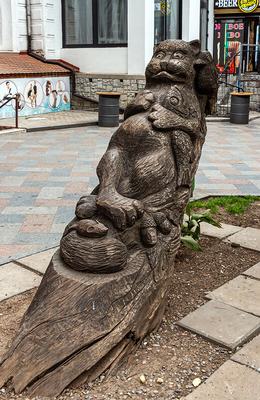 Котяра с другими животными - Юрий Яловенко Котяра с другими животными - Юрий Яловенко