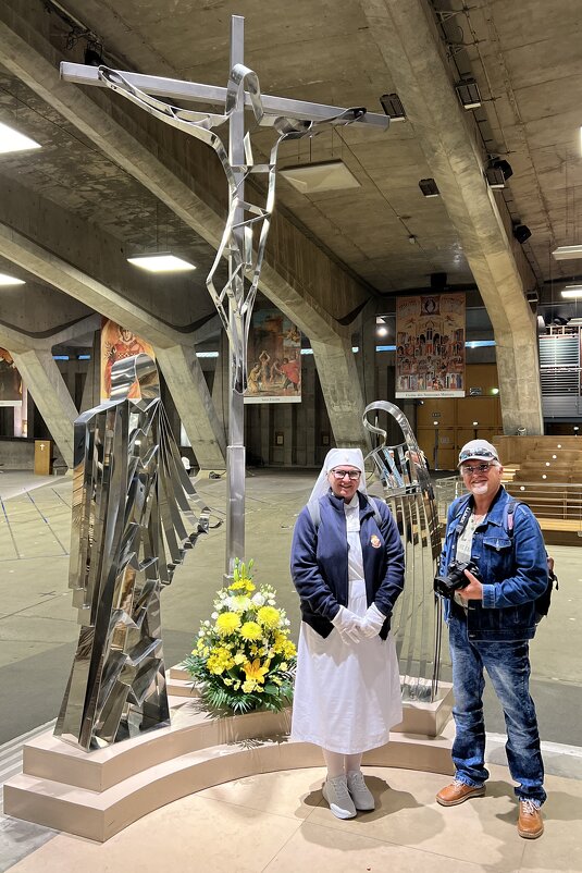 Аве Мария шествие со свечами в (Лурд)Франция / Ave Maria Lichterprozession in (Lourdes) France - "The Natural World" Александер Аве Мария шествие со свечами в (Лурд)Франция / Ave Maria Lichterprozession in (Lourdes) France - "The Natural World" Александер