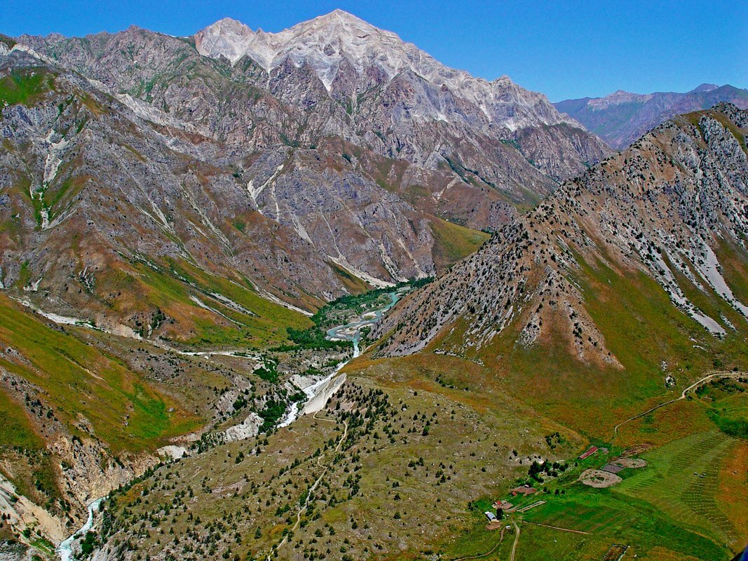 ПО ВЕРХАМ. - Виктор Осипчук