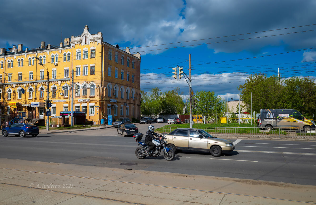 На мотоцикле - Александр Синдерёв