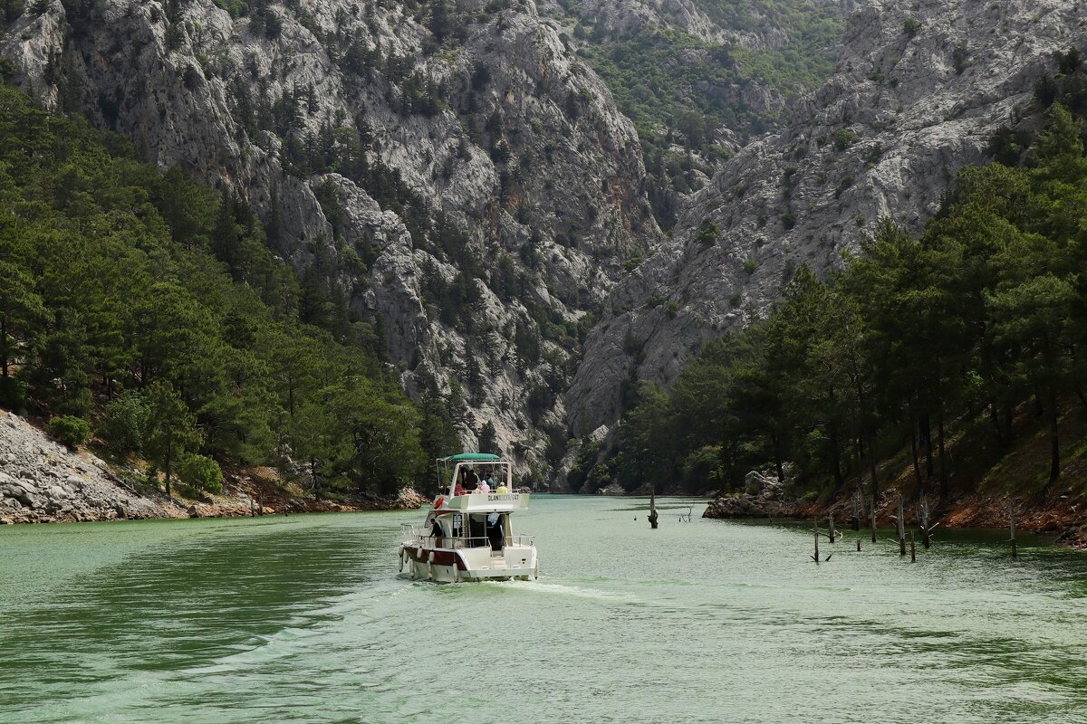 Прогулка по каньону - Юрий. Шмаков Прогулка по каньону - Юрий. Шмаков