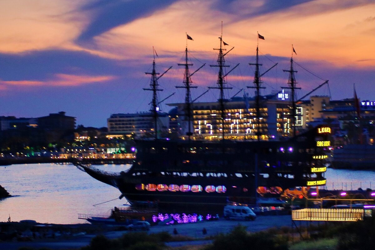 Вечер - Юрий. Шмаков Вечер - Юрий. Шмаков