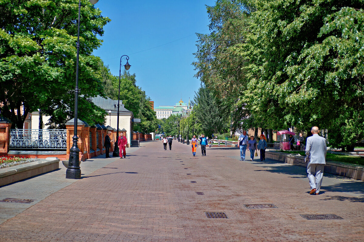 Лаврушинский переулок в Москве - Валерий Судачок Лаврушинский переулок в Москве - Валерий Судачок