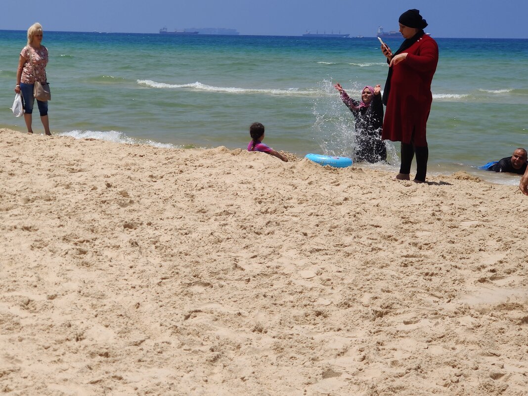 Загорать нельзя купаться - Светлана Хращевская Загорать нельзя купаться - Светлана Хращевская