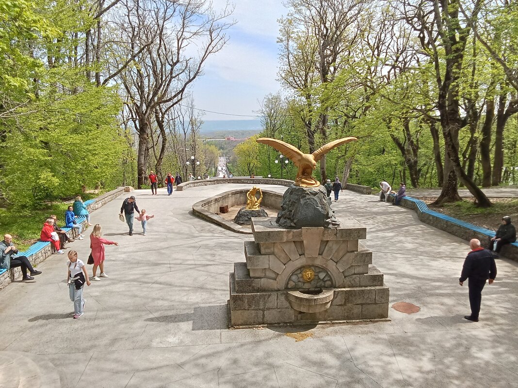 Фонтаны Каскадной лестницы - Виктор Фонтаны Каскадной лестницы - Виктор