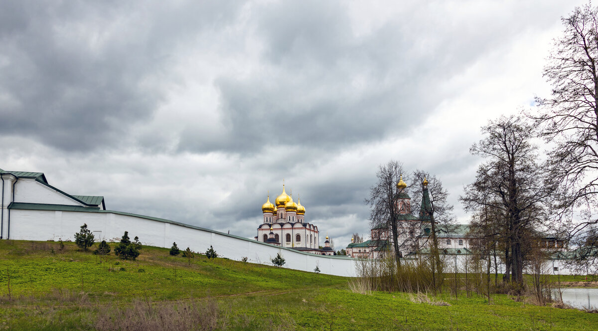 Валдайский Иверский Богородицкий Святоозерский монастырь. - Yuri Chudnovetz