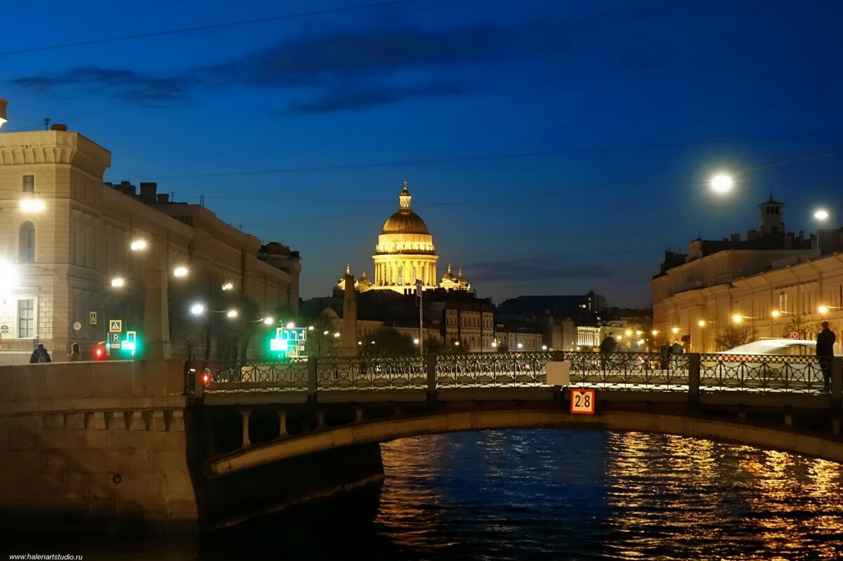 С Поцелуева моста - Игорь Корф